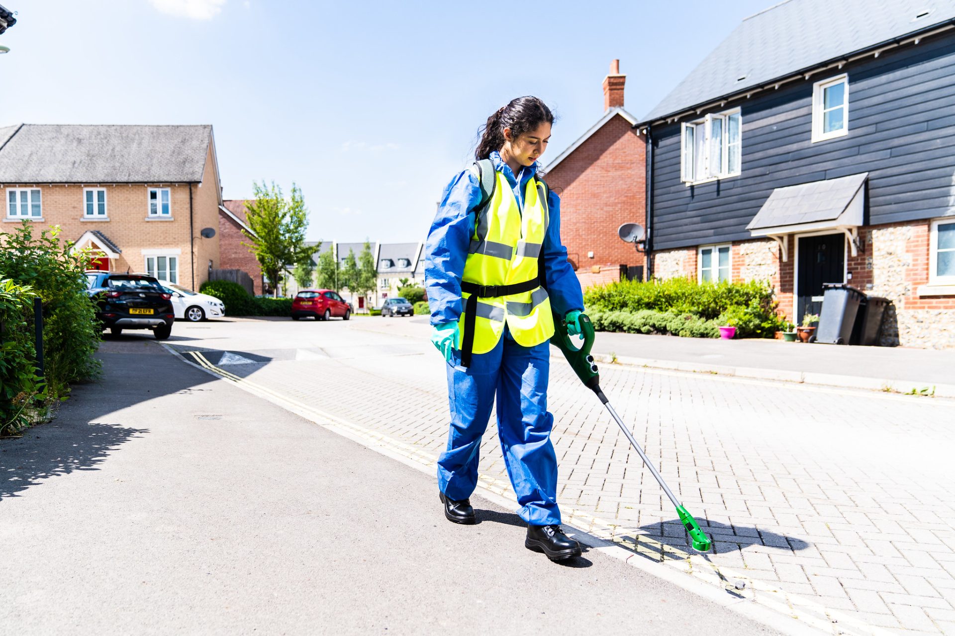 How To Tackle Street And Road Weeds Nomix Enviro